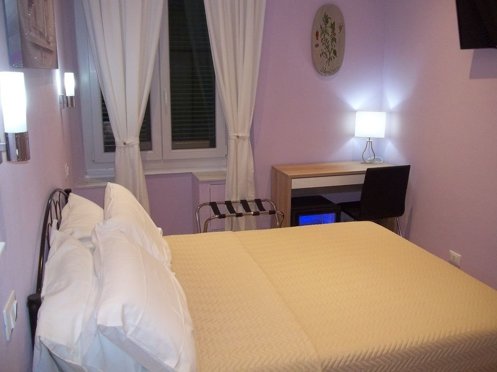 Guest House Le Tre Spezie Специя Экстерьер фото