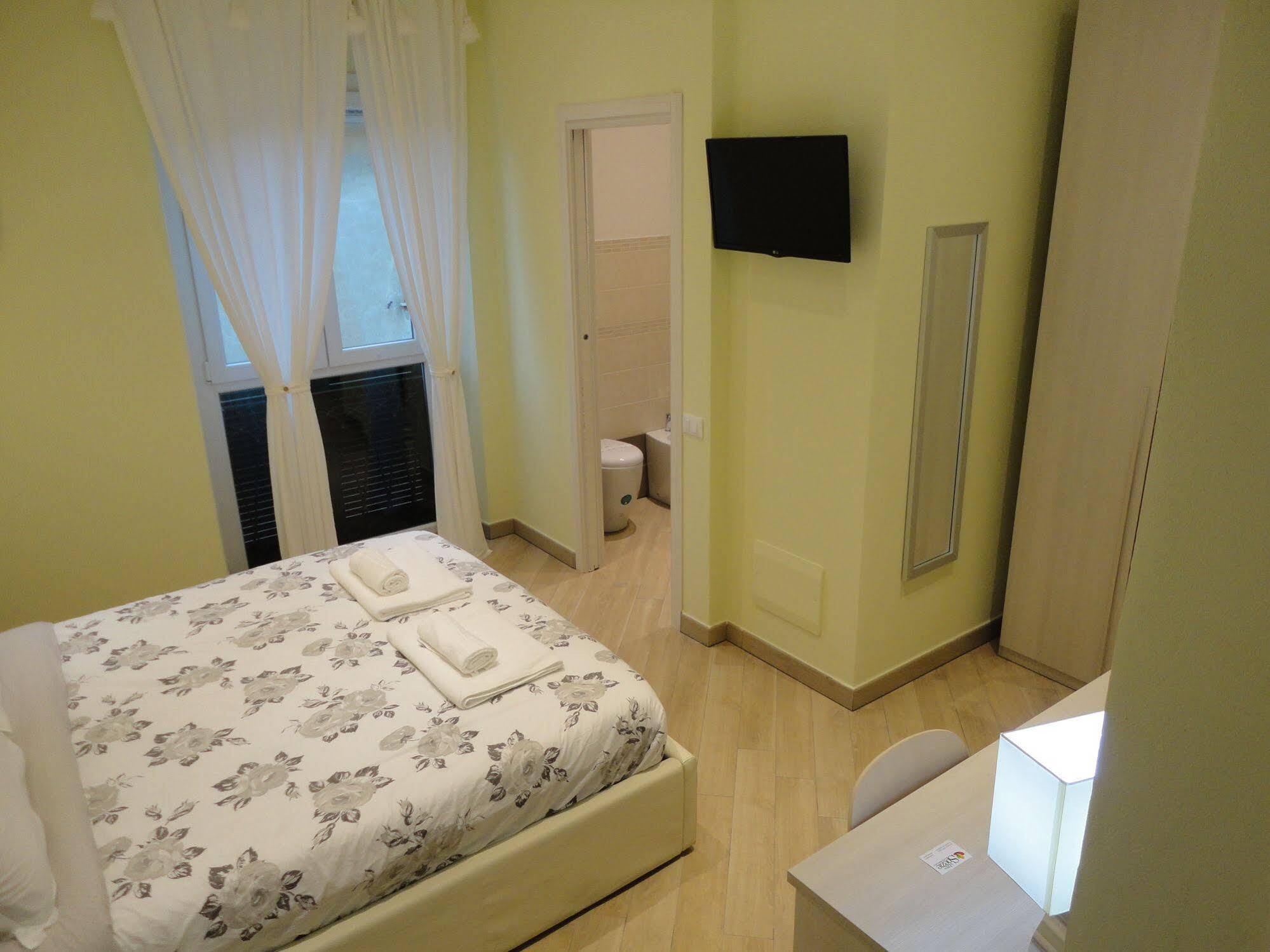 Guest House Le Tre Spezie Специя Экстерьер фото